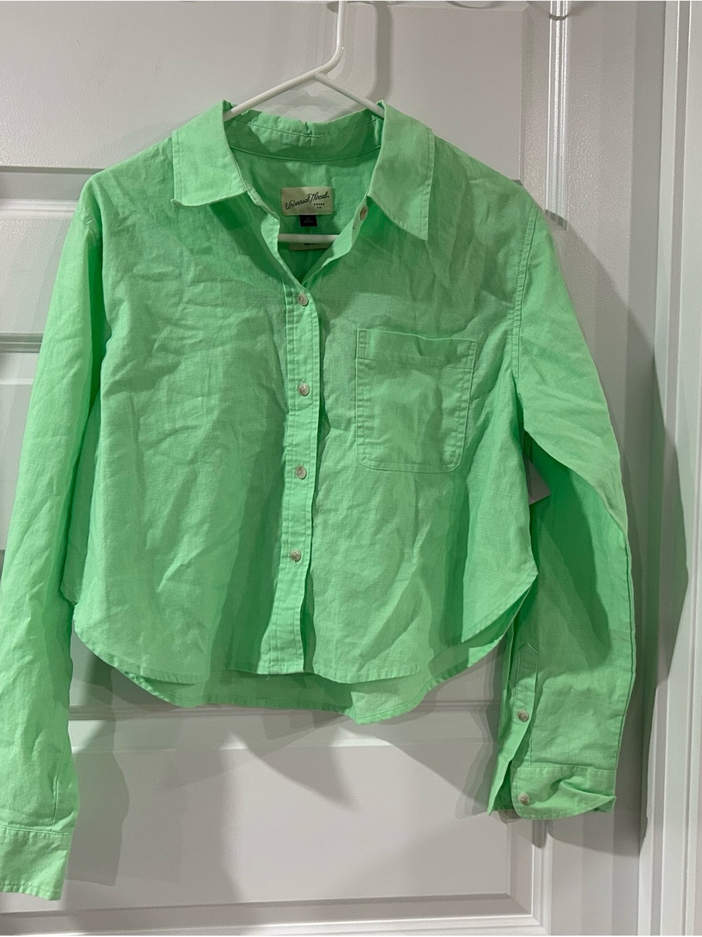 Universal Thread Girls' Light Green Button-Front Shirt
